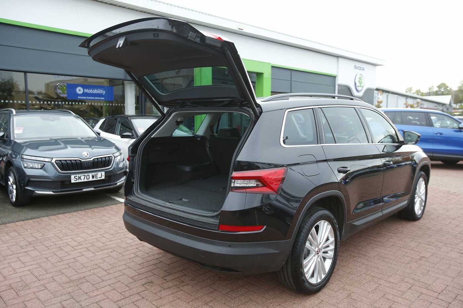 SKODA Kodiaq SE L (7 seats) 2.0 TDI 200 PS 4x4 DSG **AUTOMATIC**