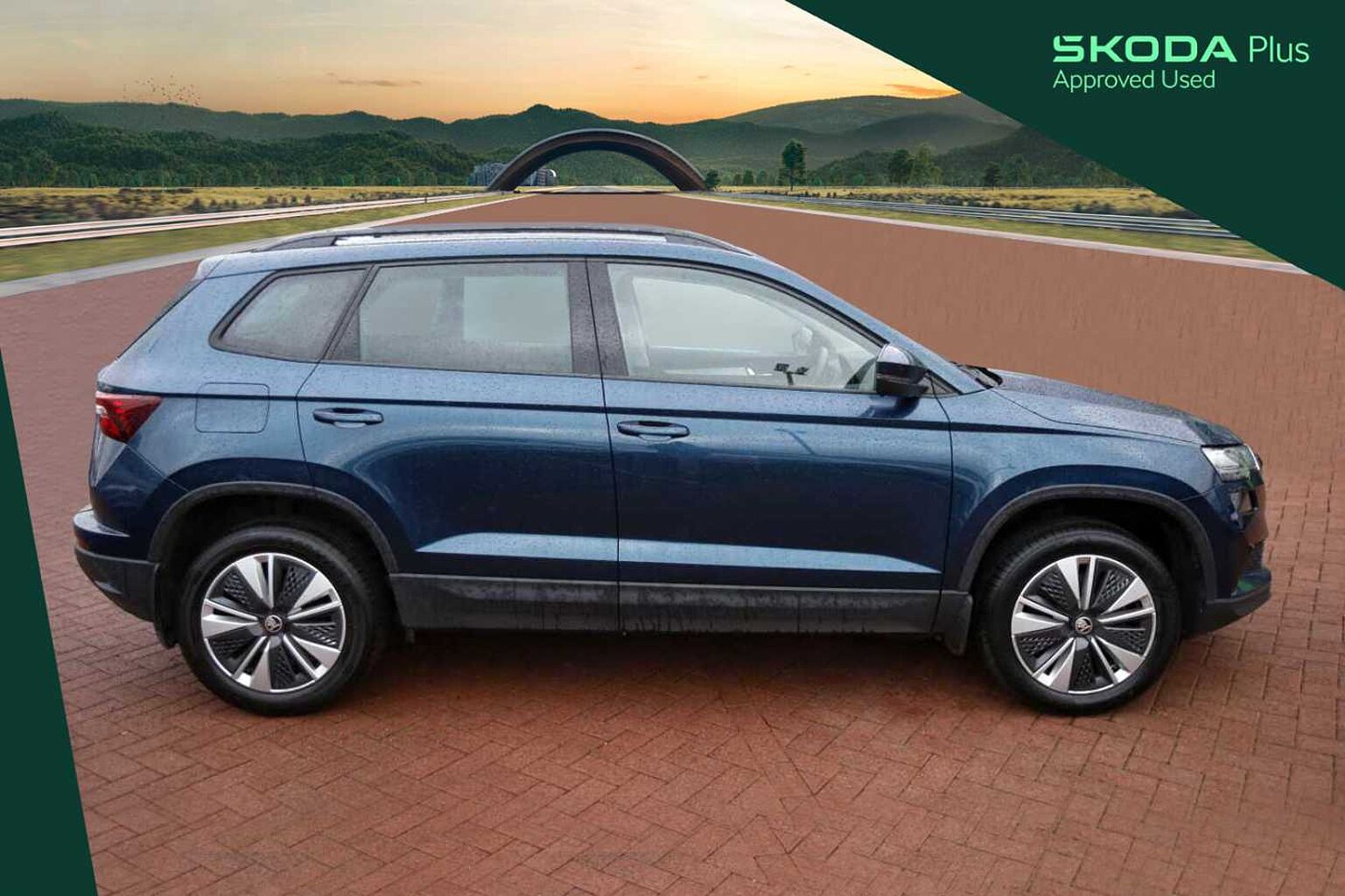 SKODA Karoq SE Drive 1.5 TSI 150 PS DSG **AUTOMATIC**