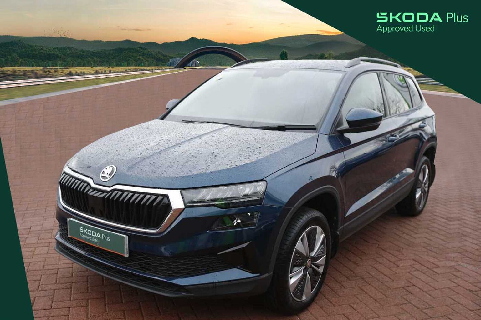 SKODA Karoq SE Drive 1.5 TSI 150 PS DSG **AUTOMATIC**